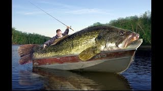 How do you catch walleye from the dock on Shagawa Lake?