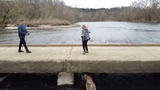 Where can you launch a prop-powered fishing boat on the Shenandoah River?